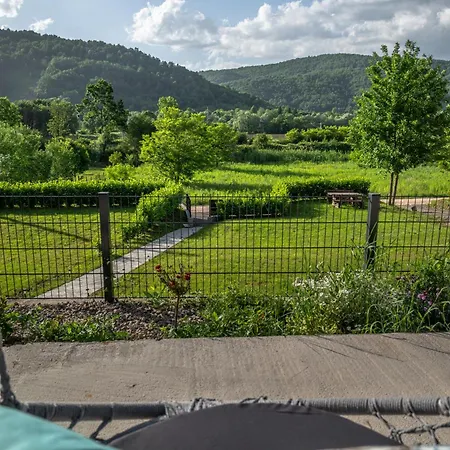 펜션 Beautiful Tinny House Near Una