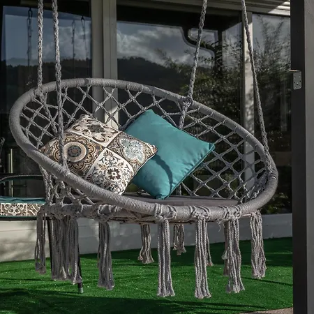 Beautiful Tinny House Near Una *