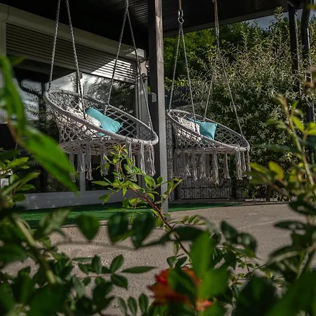 펜션 Beautiful Tinny House Near Una *