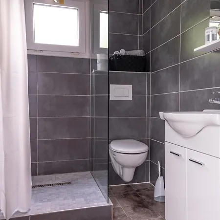 펜션 Beautiful Tinny House Near Una