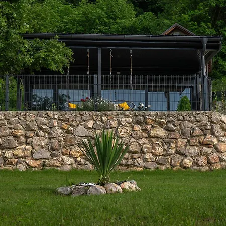 Beautiful Tinny House Near Una Bihać