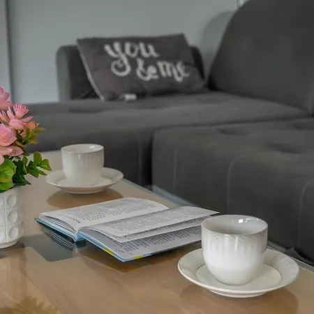 Beautiful Tinny House Near Una 펜션