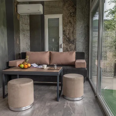 Beautiful Tinny House Near Una 펜션 *